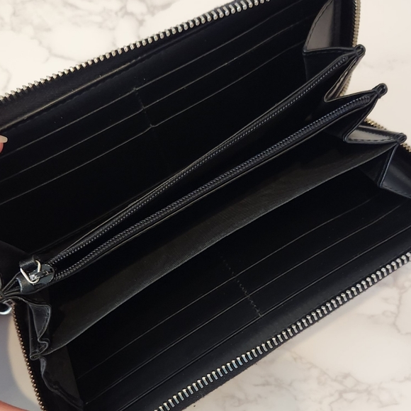 Gucci King Snake Long Zip Wallet - Picture 7 of 10